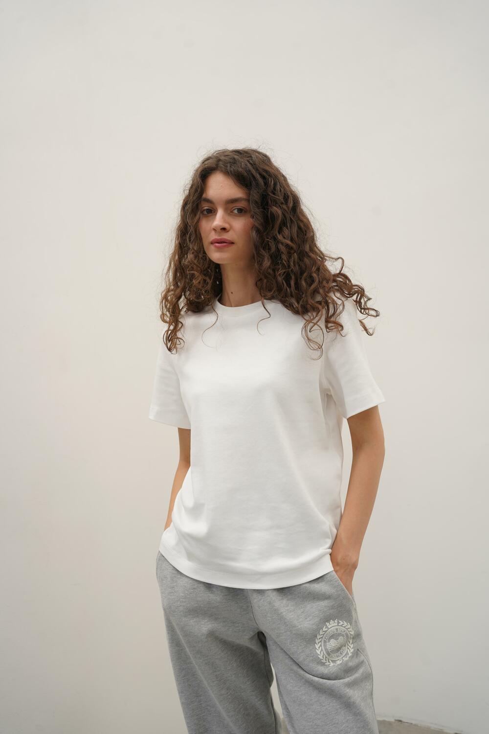 Футболка NEW BASIC Молочний, M