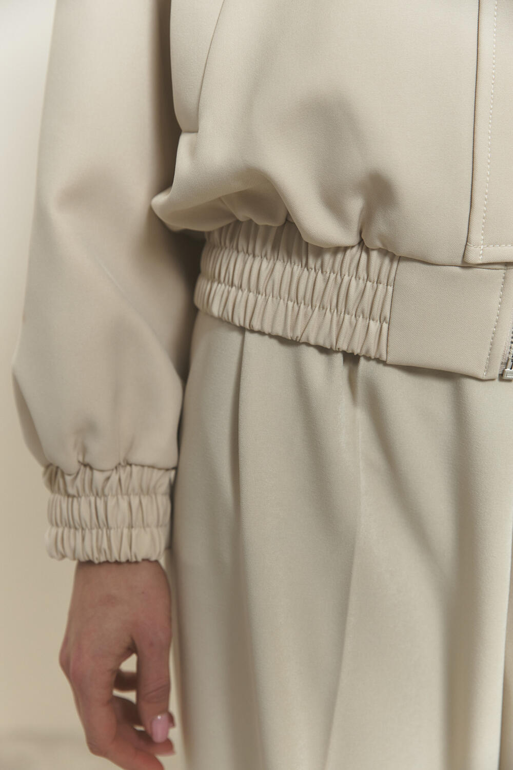 Бомбер ДАНІР Бежевий, L