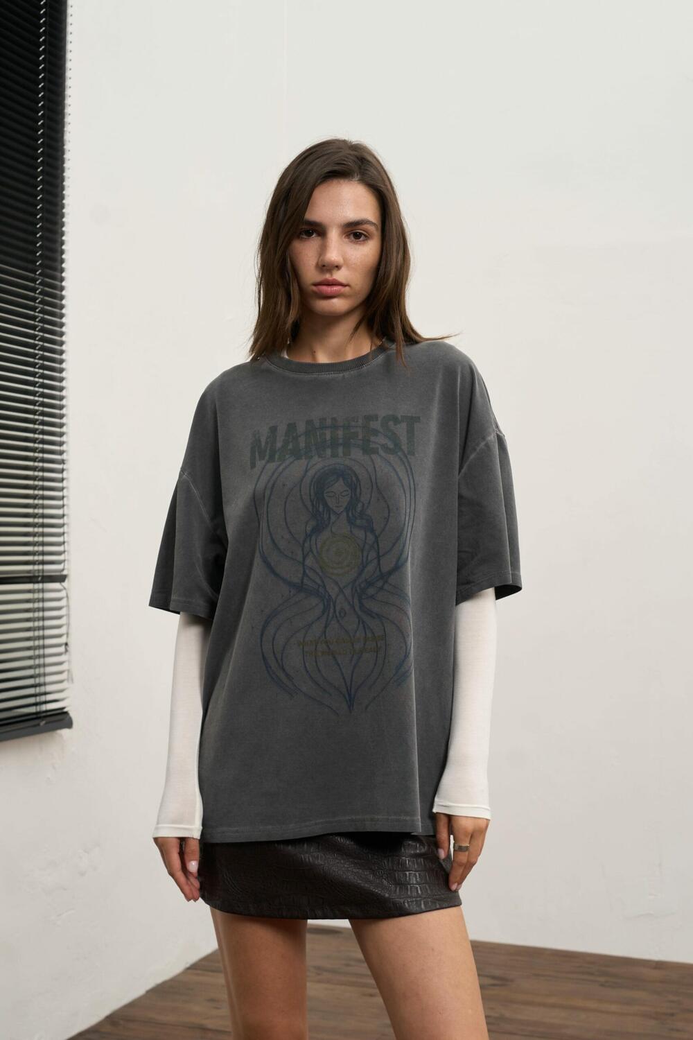Футболка з вареної бавовни Manifest 