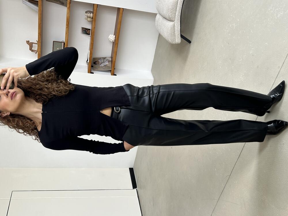 Лонгслів на змійці 31993 Чорний, S