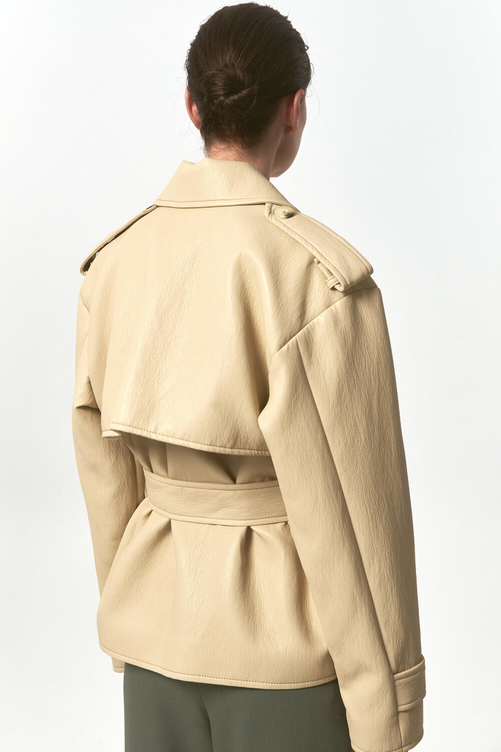 Куртка Есса 3 Кремовий, M/L