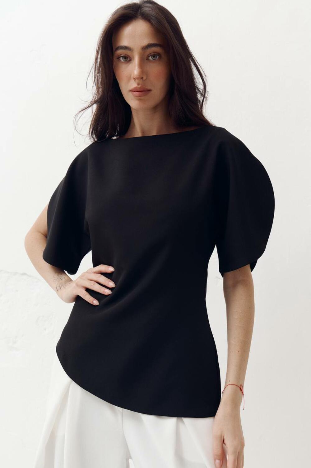 Топ з об'ємними рукавами та розрізами Top Elan 413 Чорний, S